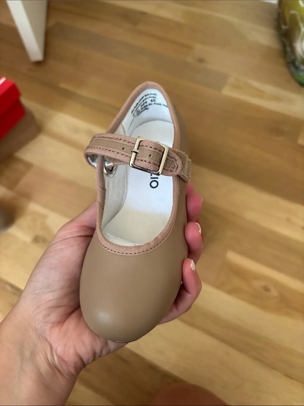 Capezio Girls' Tan Mary Jane Tap Shoes with Removable Bows